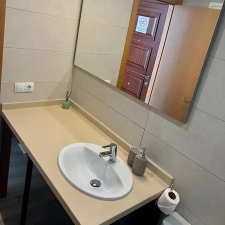 Apartment Con Piscina Y Vistas En Playa De Americas ,a 2 Min De La Playa