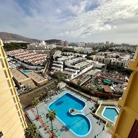 Con Piscina Y Vistas En Playa De Americas ,a 2 Min De La Playa