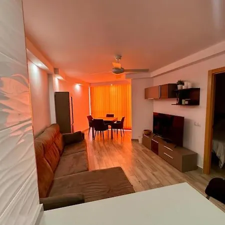 1 Bedroom Playa Americas - * Playa de las Americas (Tenerife)